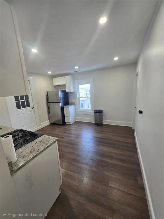 1 Rockdale Ave, Lowell