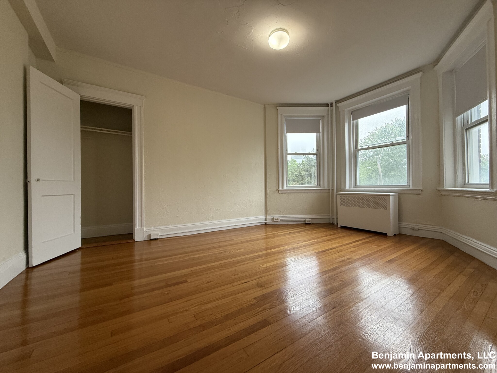 1171 Boylston St, Fenway