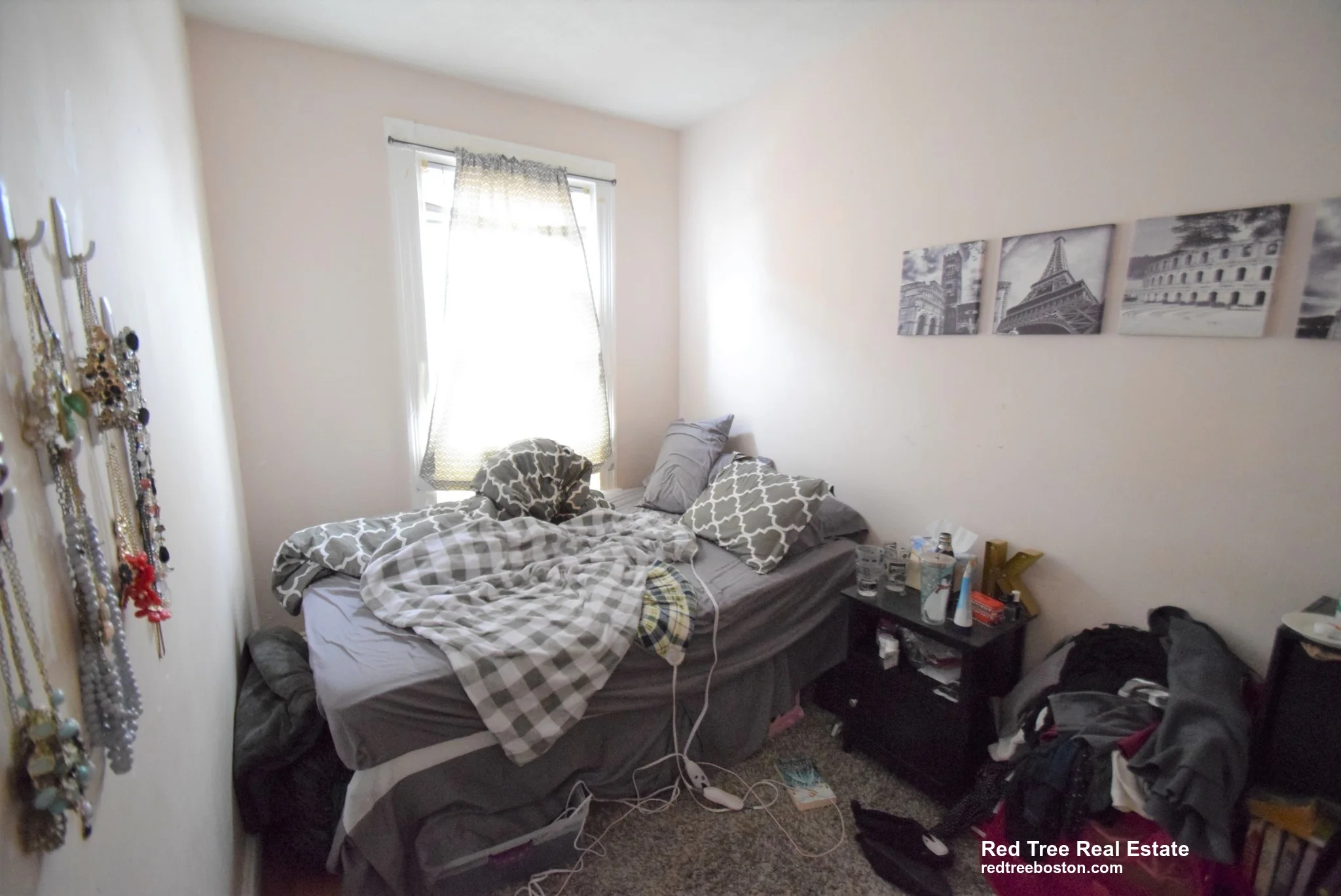 3 Warwick St, Roxbury