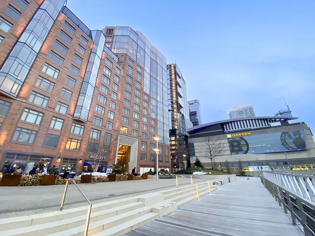 100 Lovejoy Wharf, West End