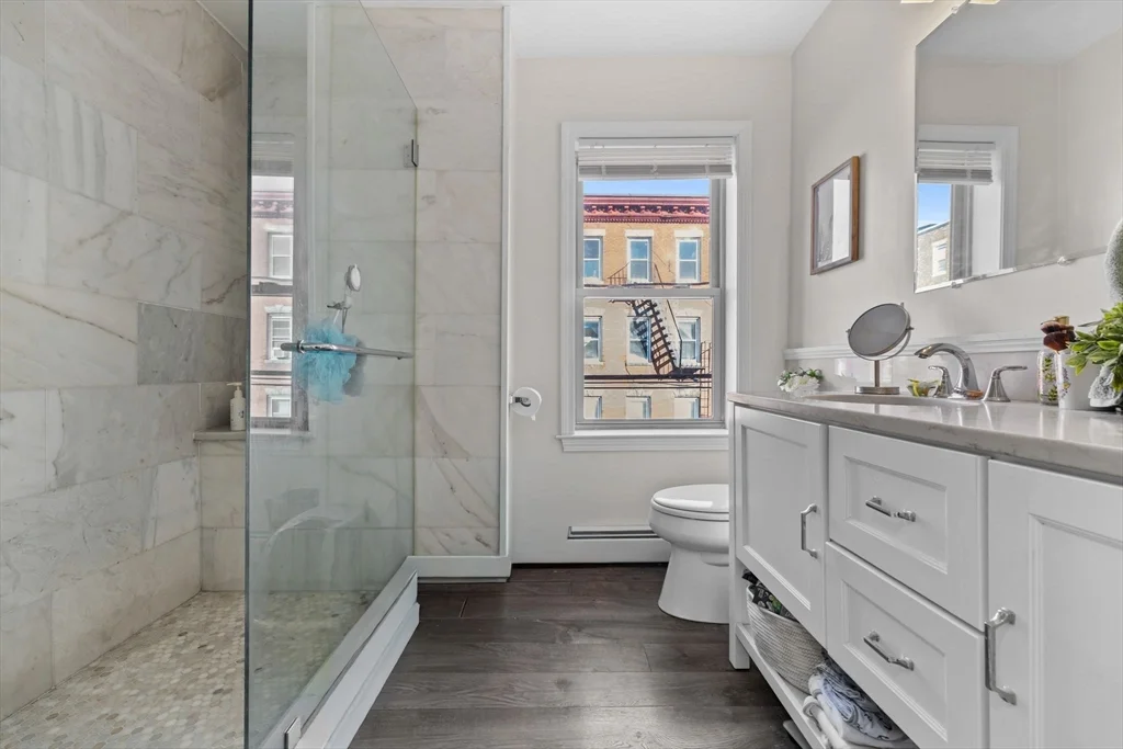 149 Cottage St, East Boston