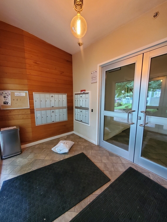 24 Bay State Rd, West Cambridge