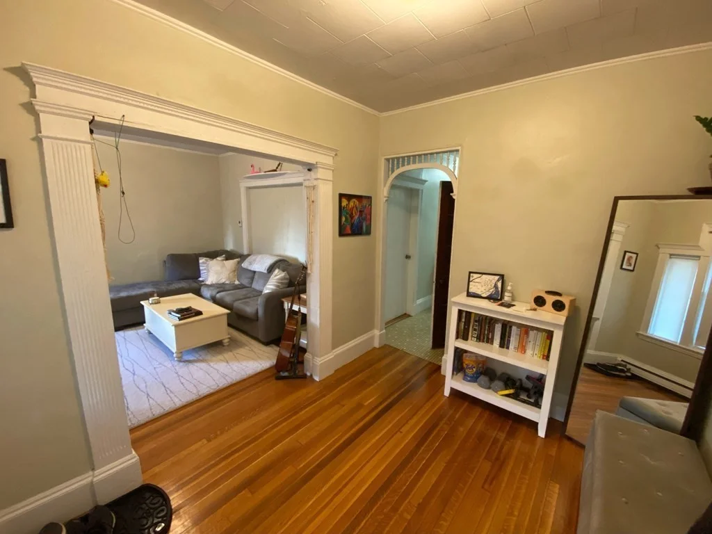 7 Lowden Ave, Ball Square