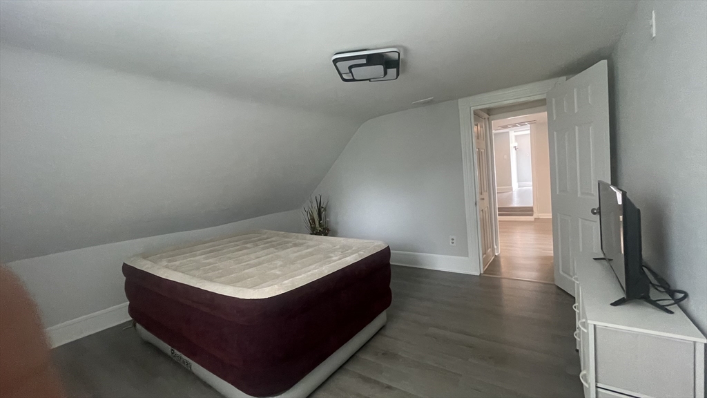 824 Dighton Ave, Taunton