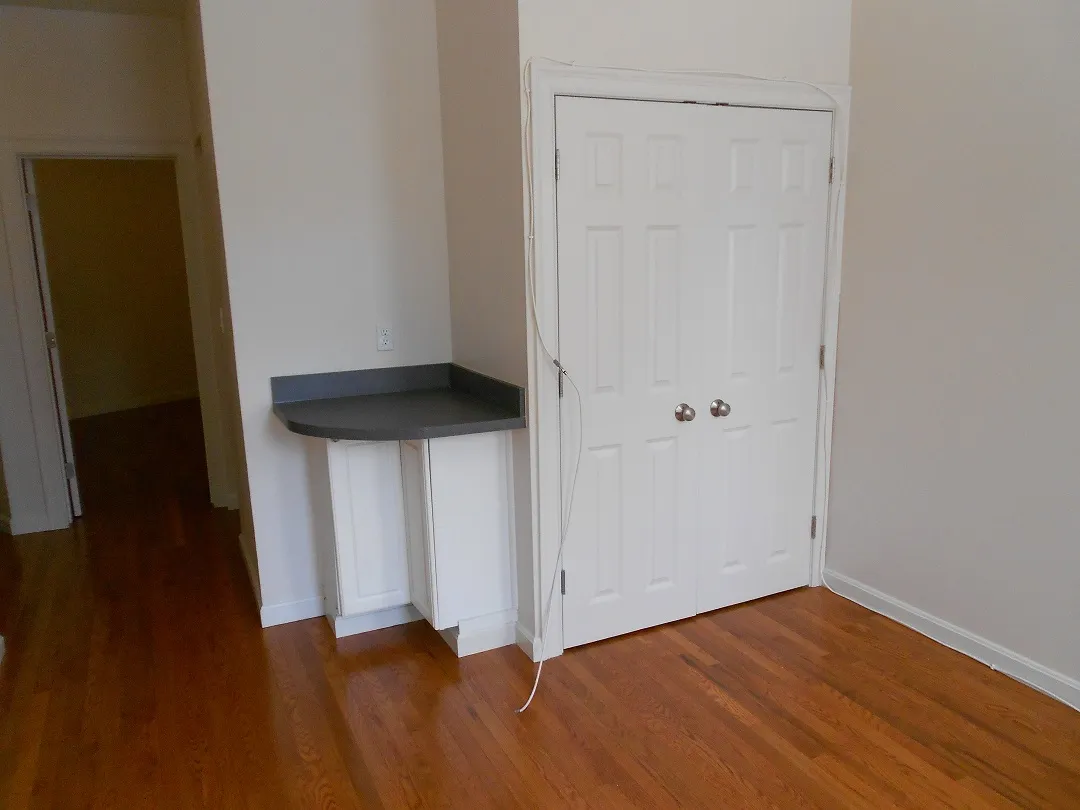 33 Edgerly Rd, Fenway