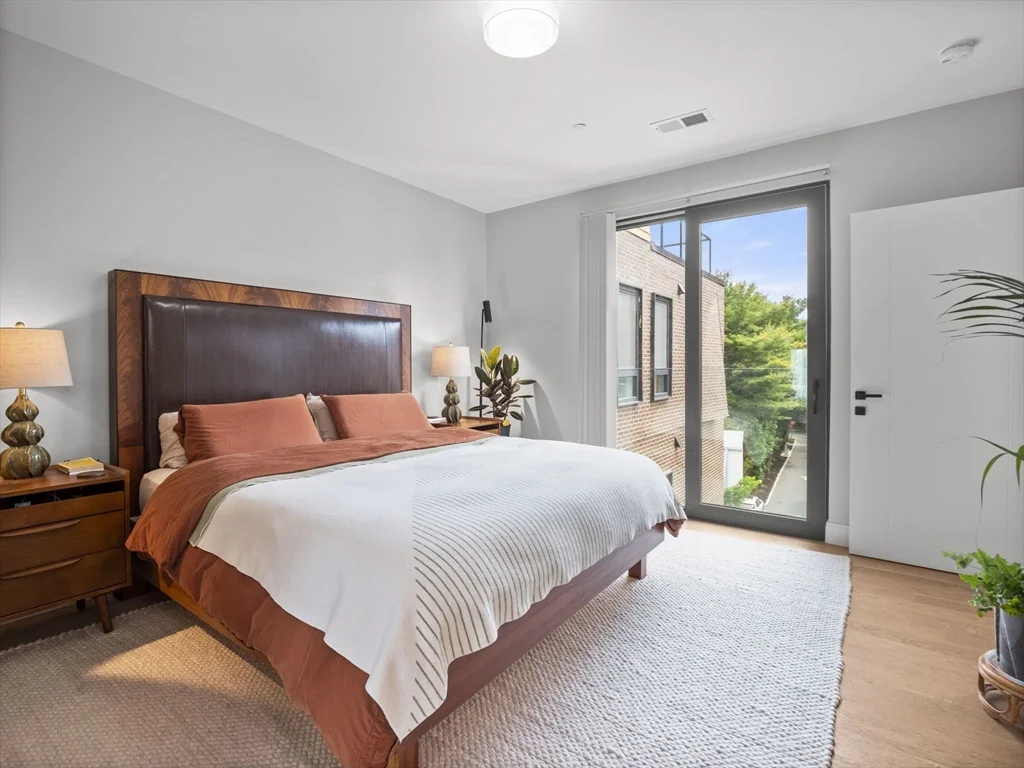 9 Central St, Spring Hill