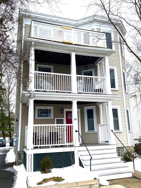 281 Belgrade Ave, Roslindale