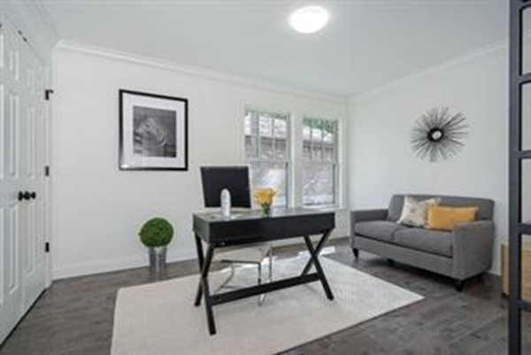 12 Ackers Ave, Brookline