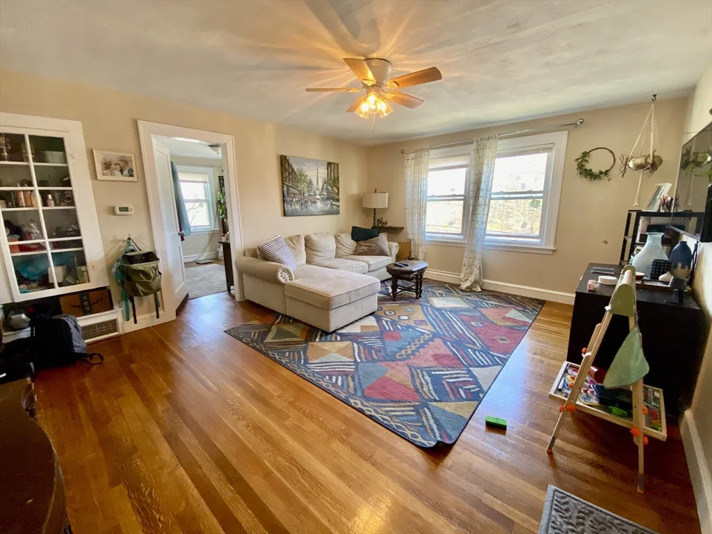 4907 Washington St, West Roxbury