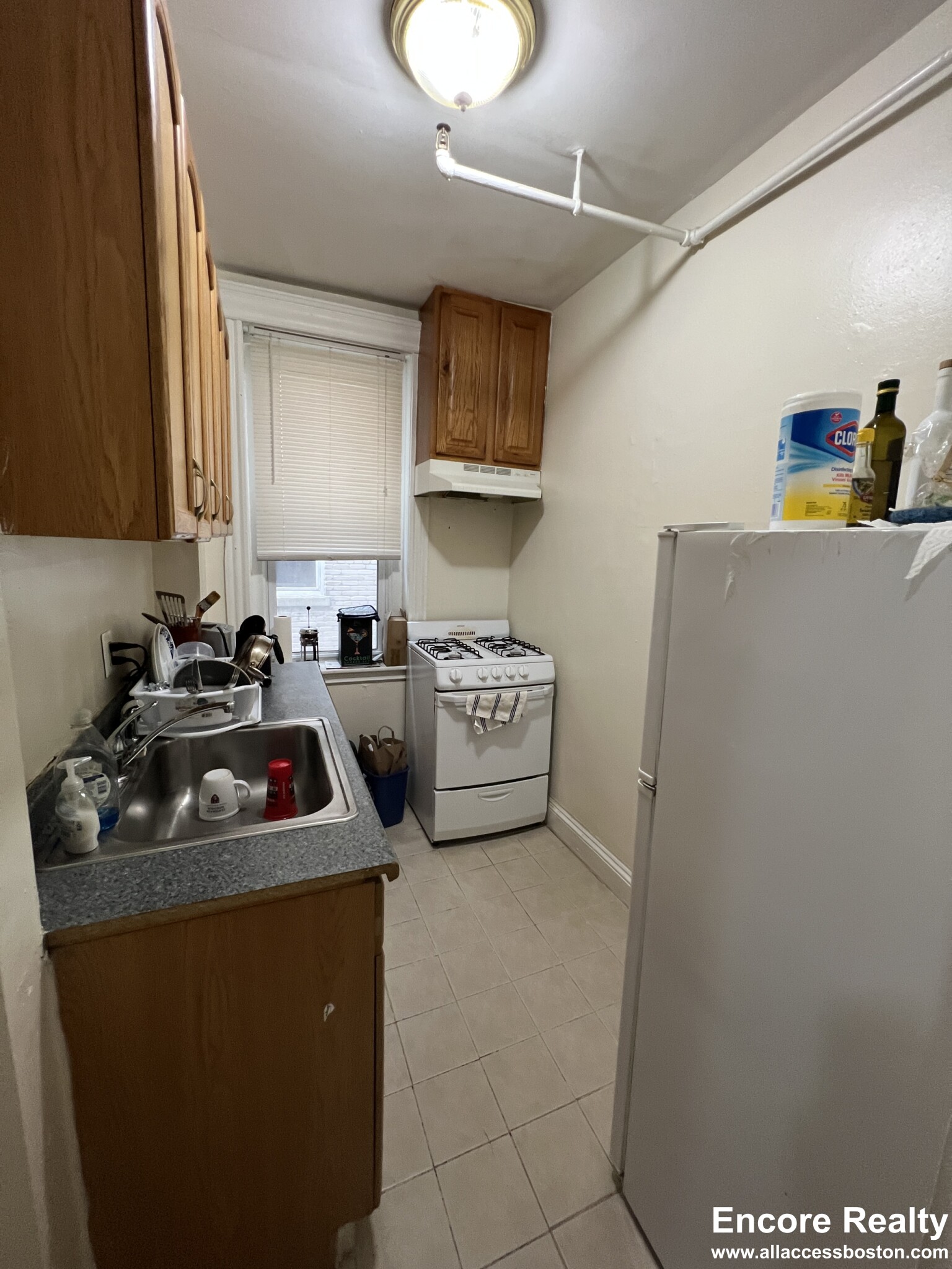 364 Riverway, Mission Hill