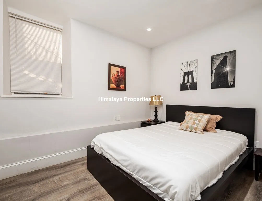 2 Buckley Ave, Jamaica Plain