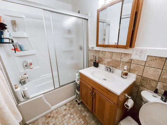 715 East 2nd St, South Boston