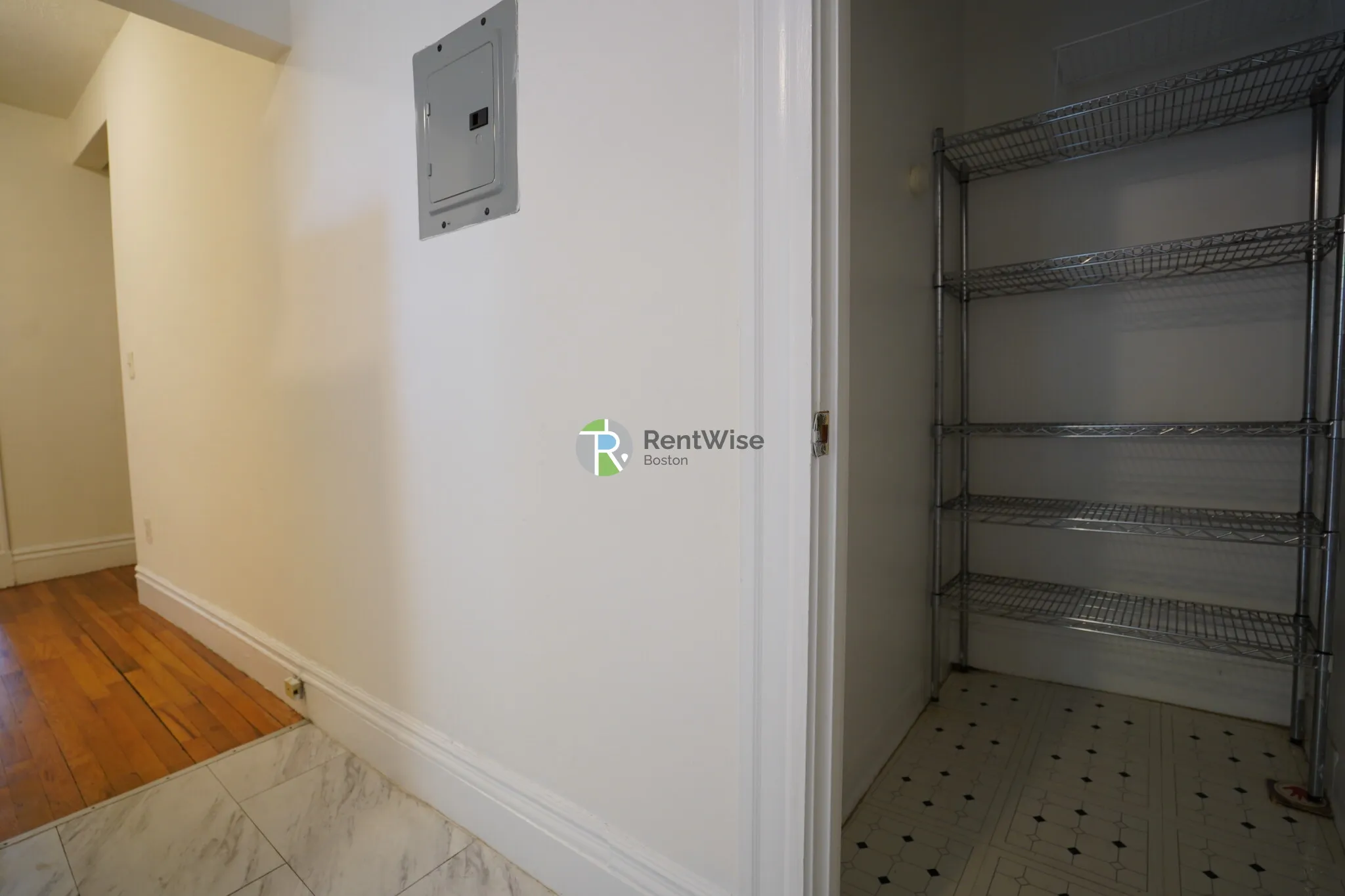 6 Camelot Ct, Brighton