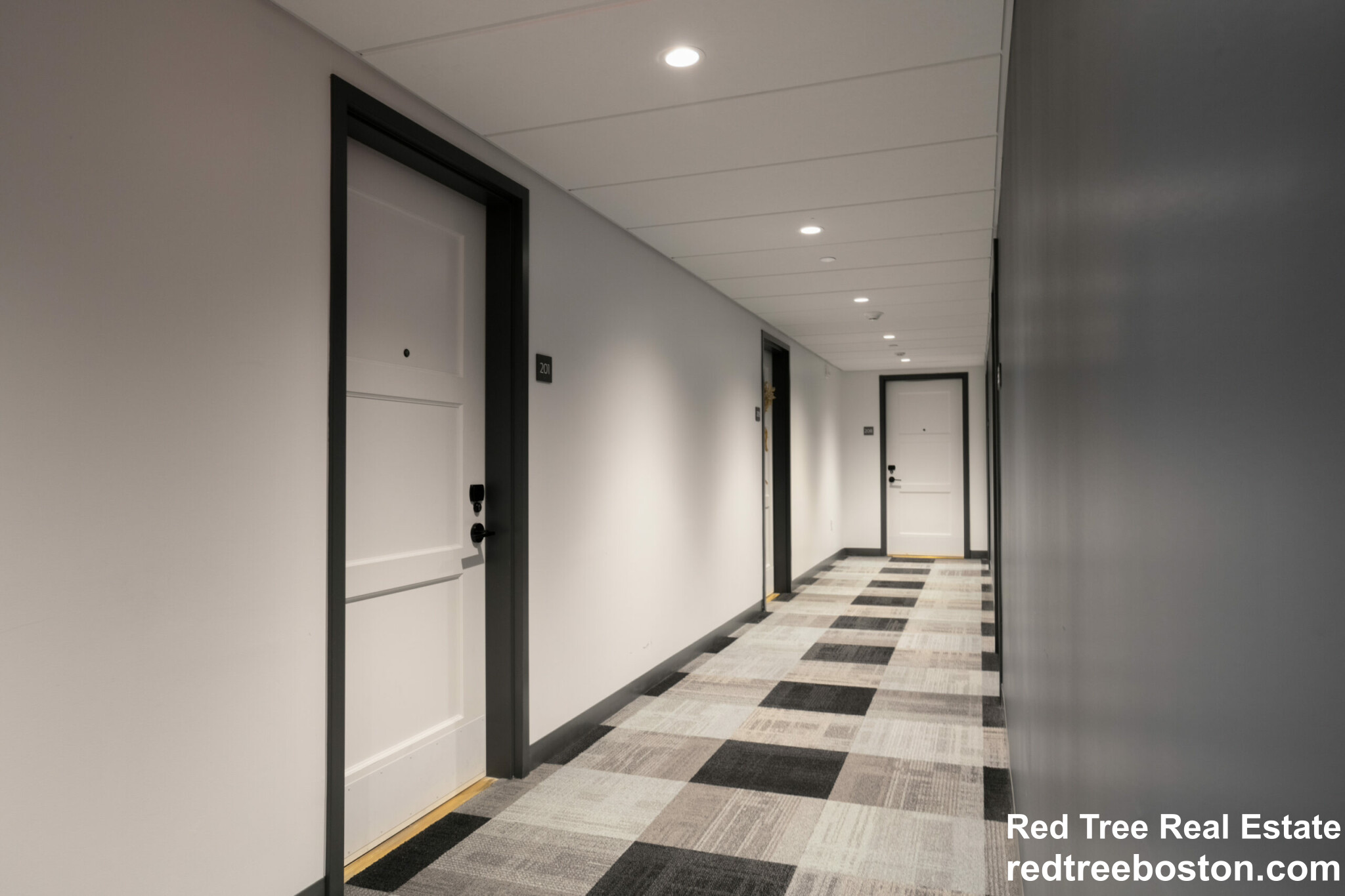 100 Hemenway St, Fenway