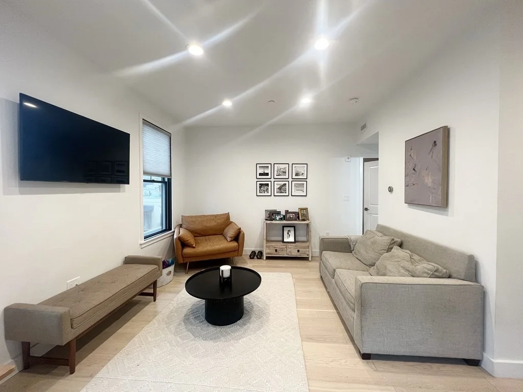 360 Meridian St, East Boston