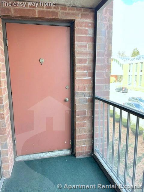 100 High St, Medford Square