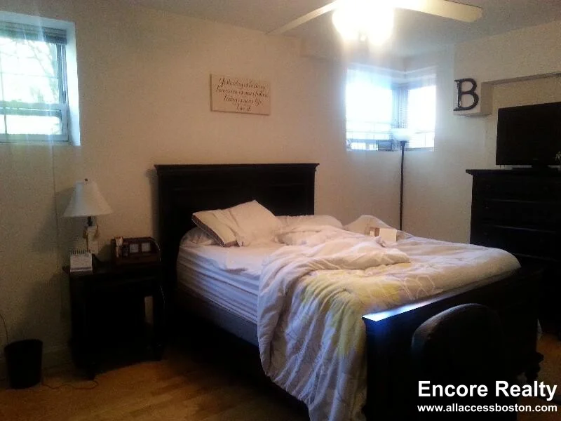 1555 Beacon St, Brookline