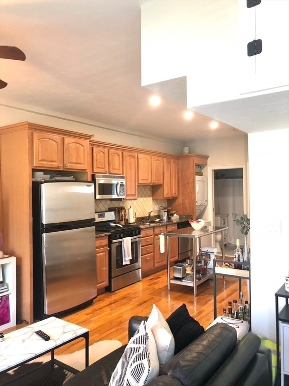 288 W 3rd St, South Boston