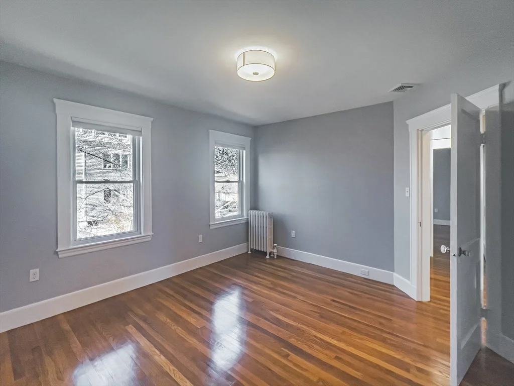 8 Putnam Rd, Assembly Square