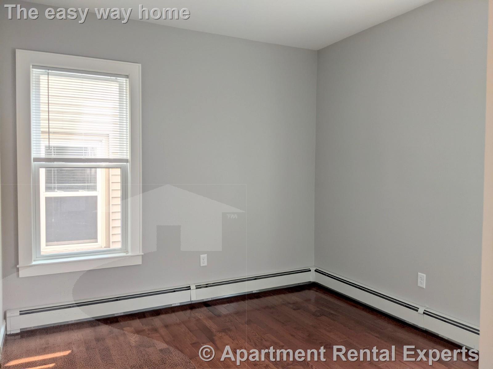 42 Crescent St, Sullivan Square