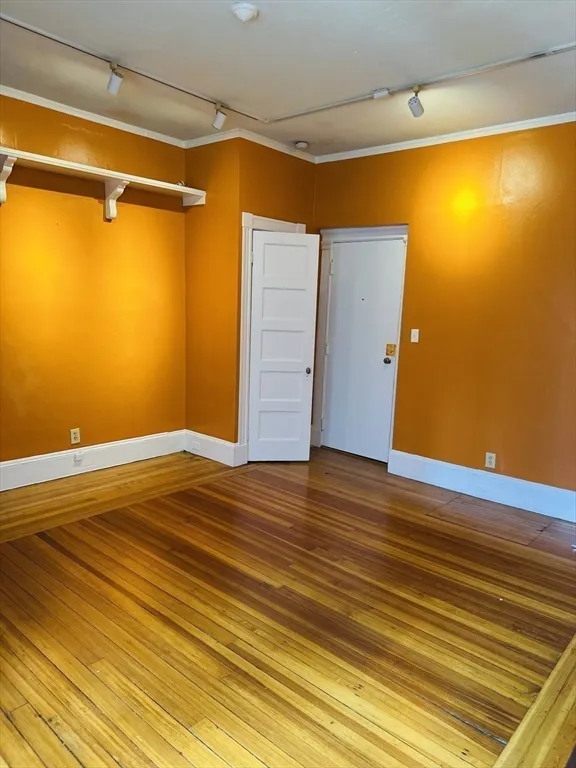 24 Peterborough St, Fenway