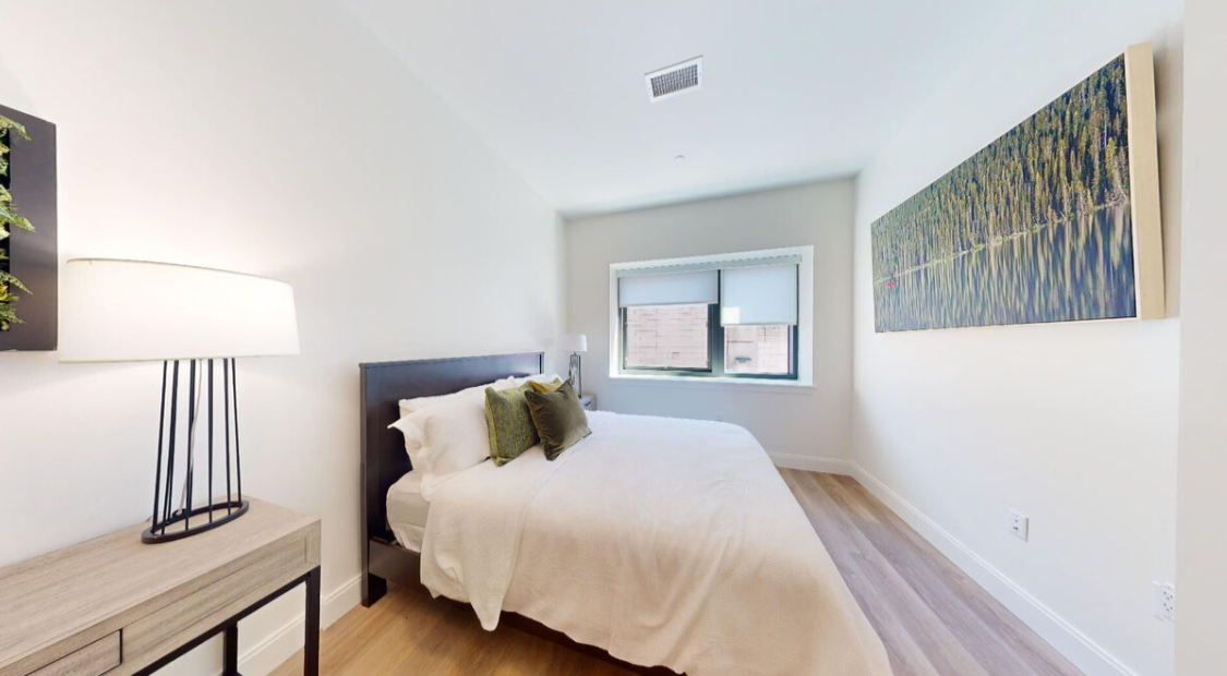 1079 Commonwealth Ave, Allston