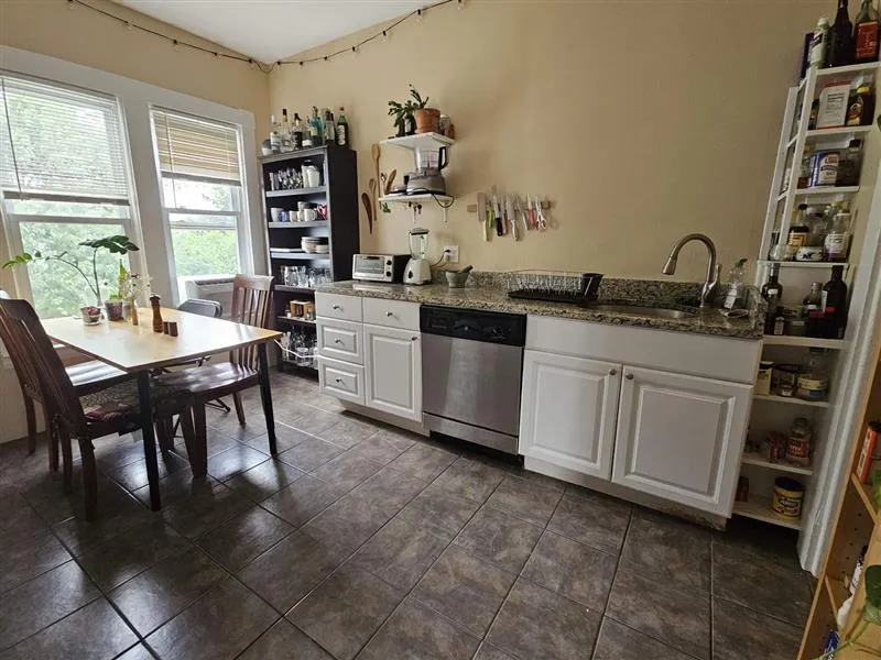 24 Linden Ave, Spring Hill
