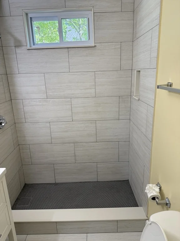 43 Leavitt St, Brockton