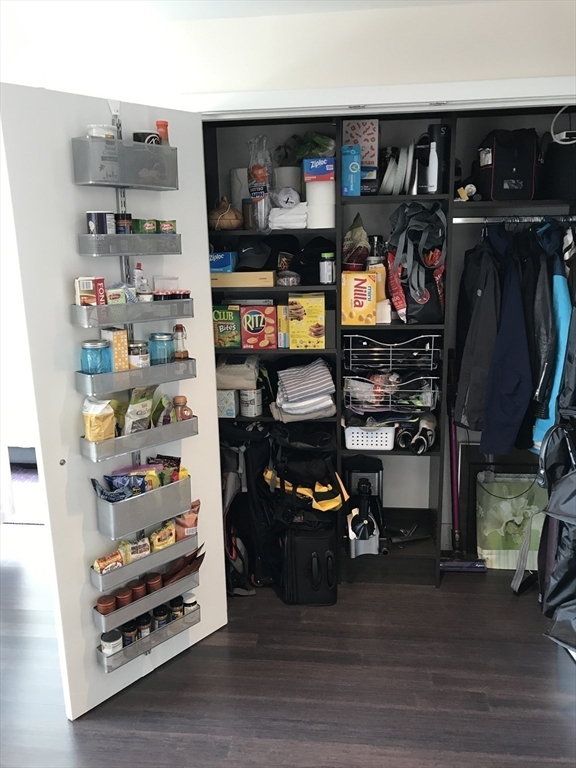 110 Stuart St, Downtown