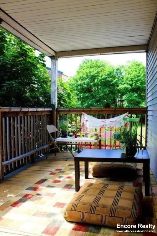 10 Carmel St, Mission Hill