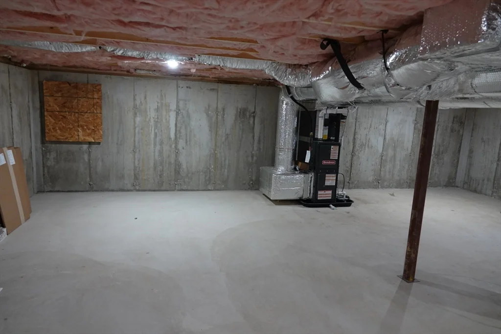 6 Pondover Rd, Billerica