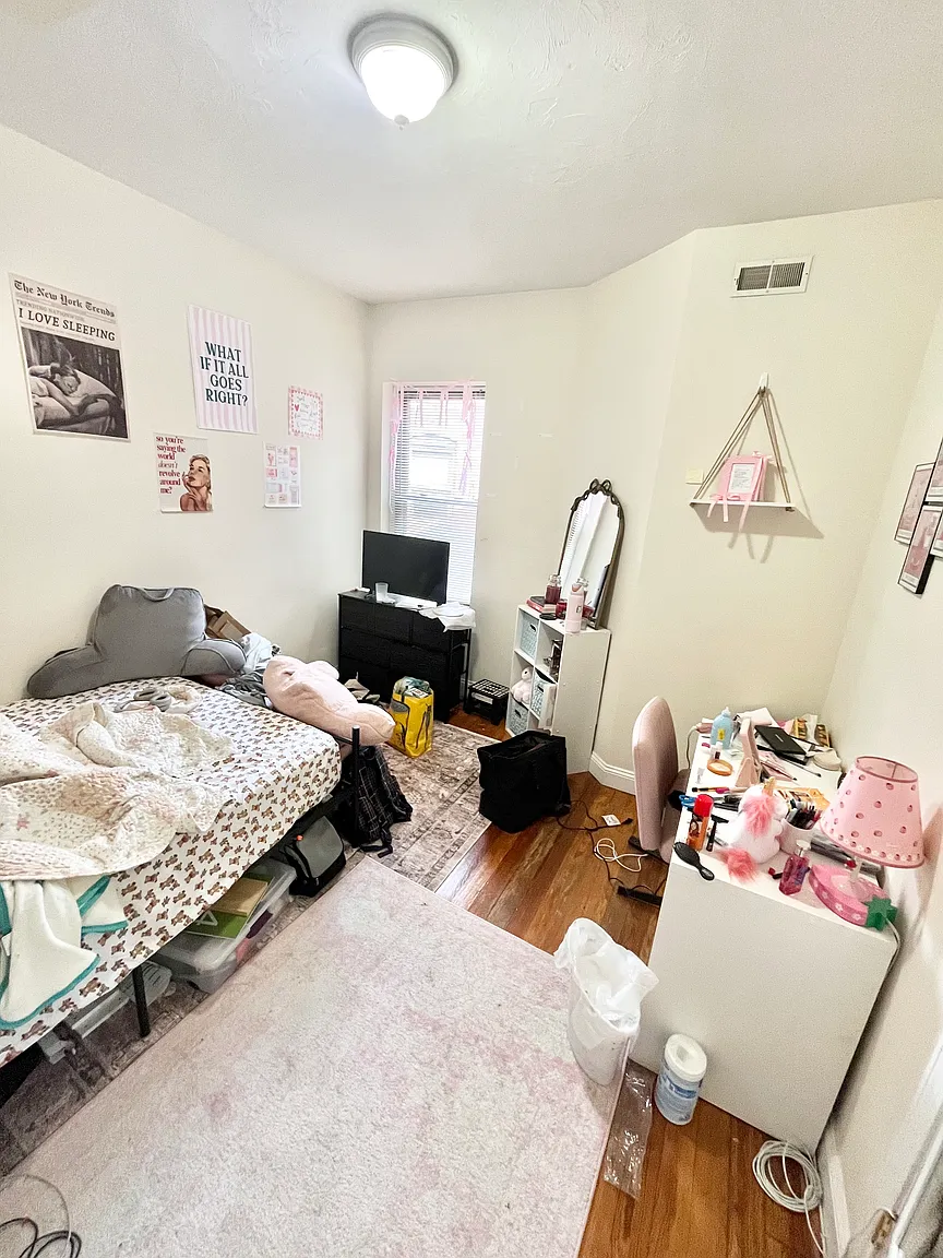 10 South Huntington Ave, Mission Hill