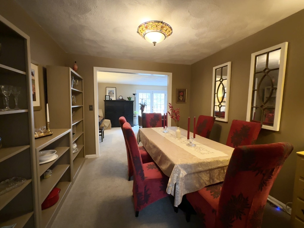 55 West St, Medfield