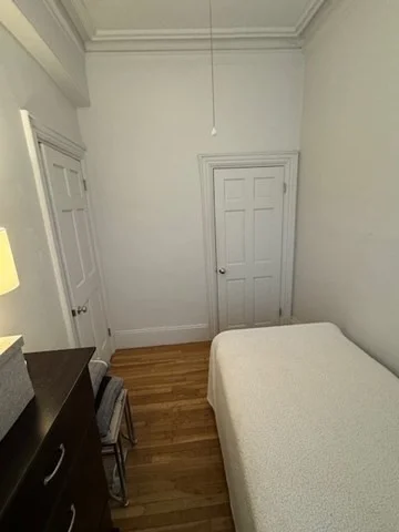 2 Wellington St, South End