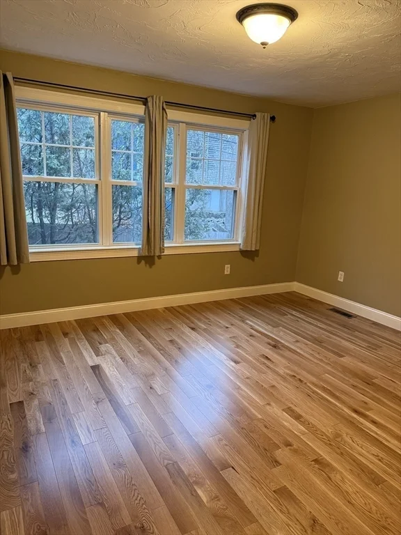 30 Johnson St, Worcester