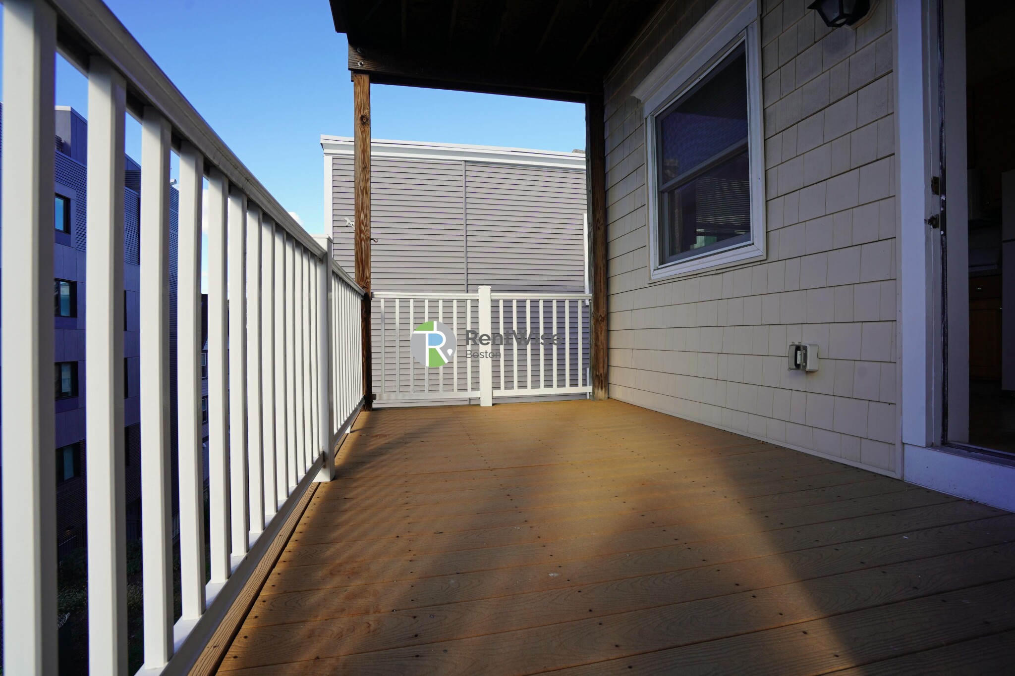 9 Gardner Ter, Allston