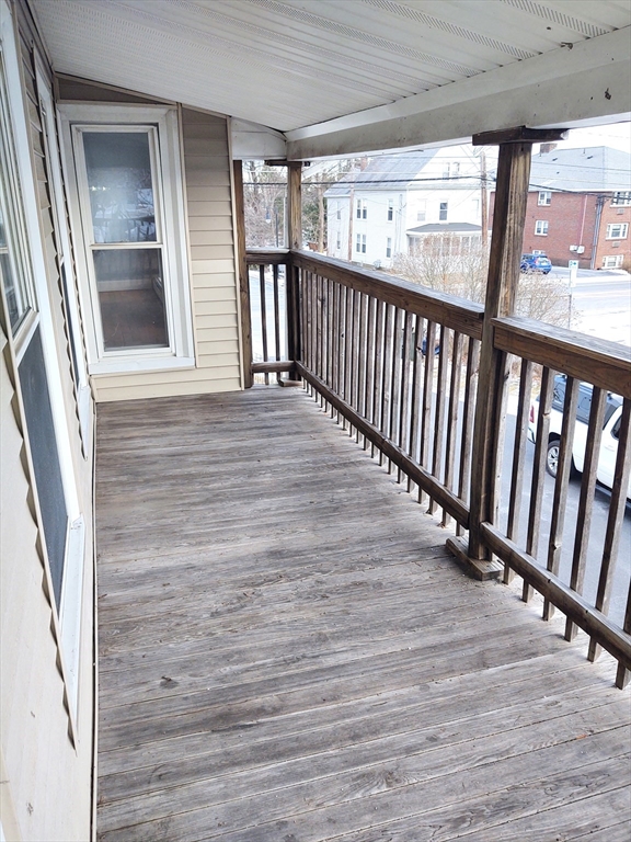 96 Pleasant St, Marlborough