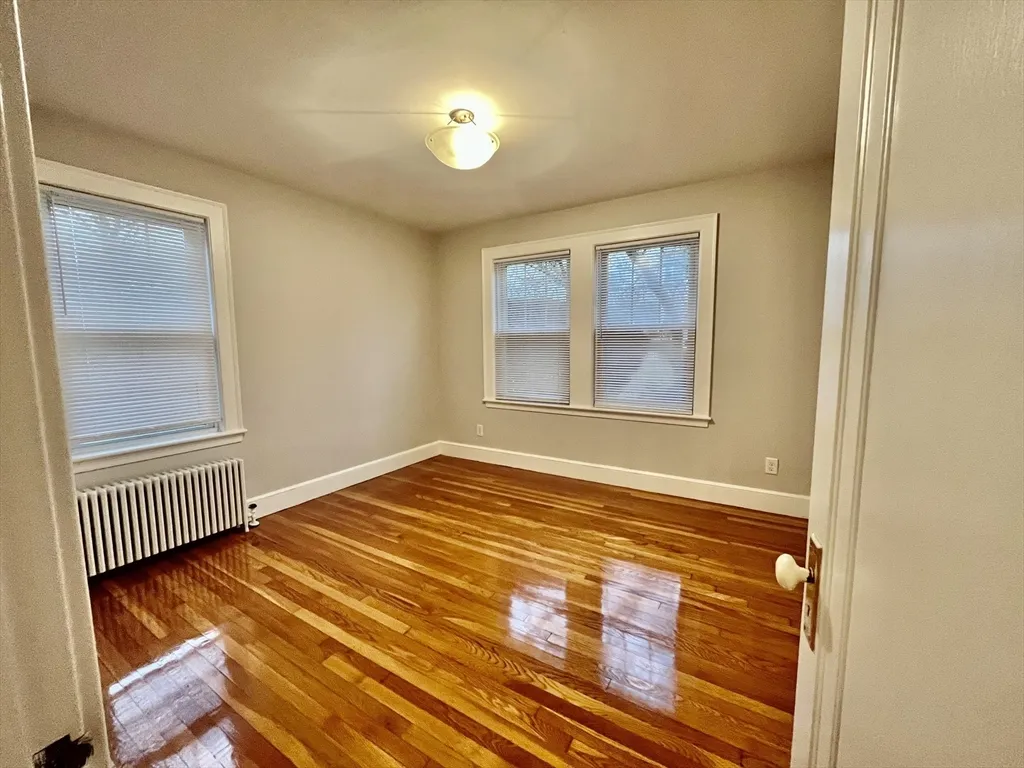 94 Glendale Rd, Quincy