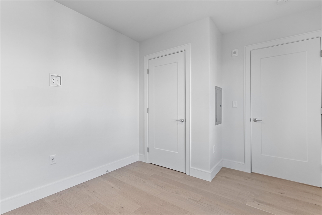 301 Border St, Central Square