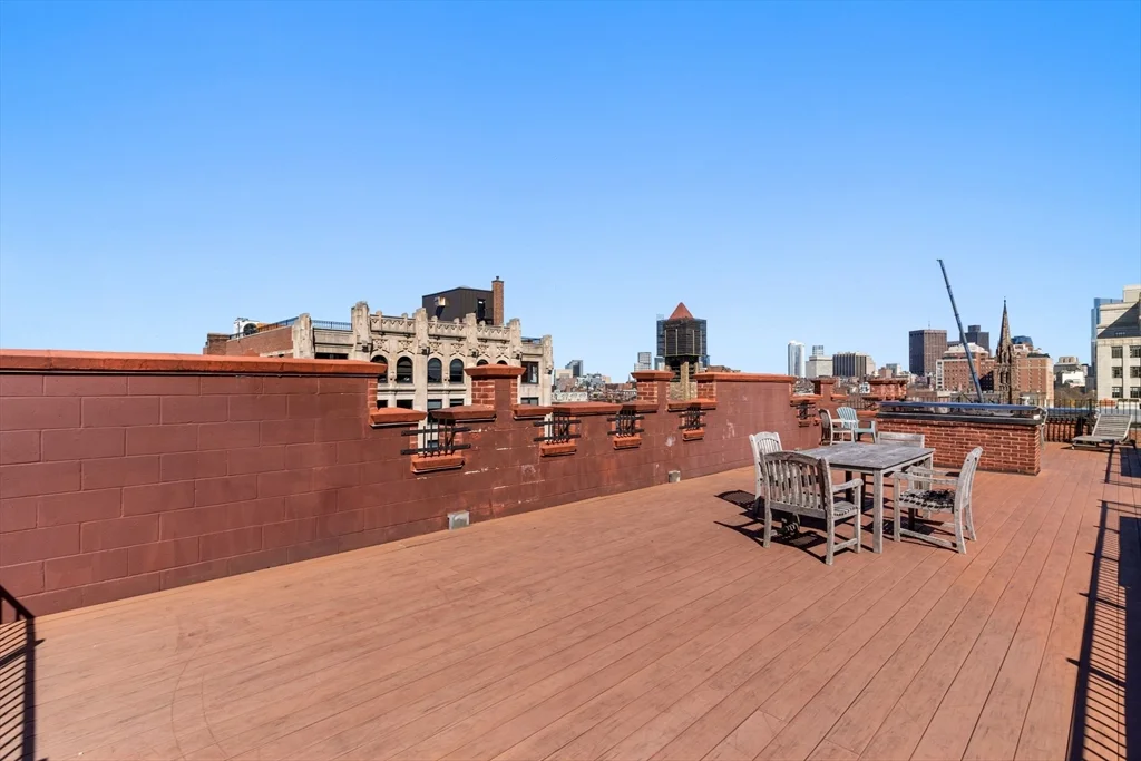 271 Dartmouth St, Back Bay