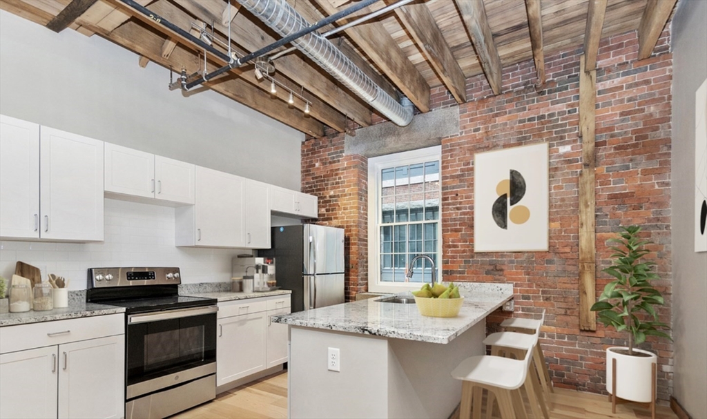 58 13th St, Charlestown