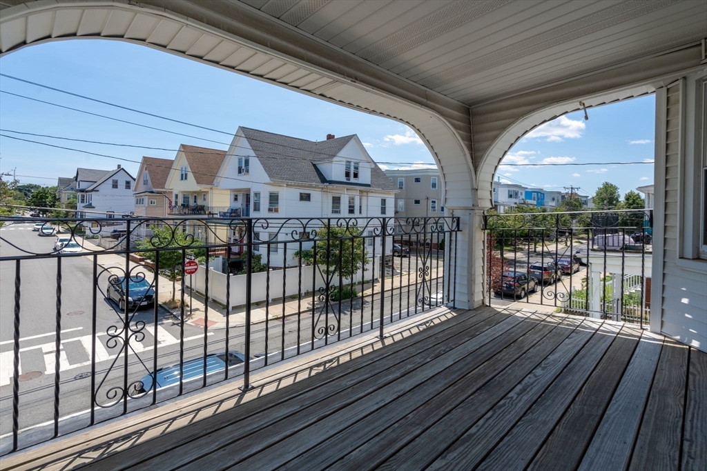 62 Vernal St, Everett