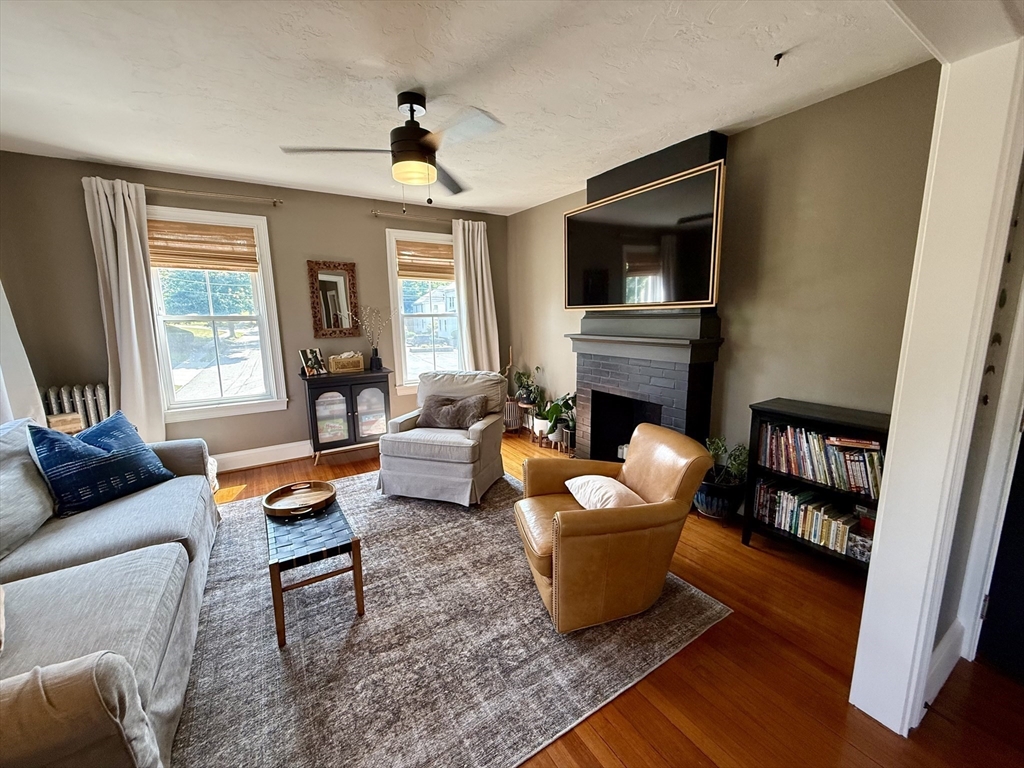 123 Court St, Downtown