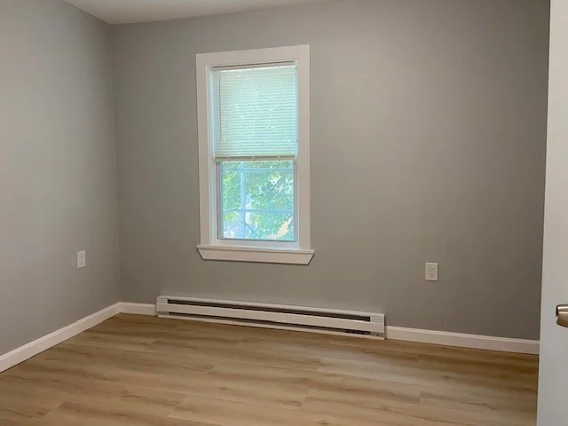 58 Ford St, Fall River