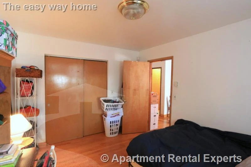 1139 Broadway, Teele Square