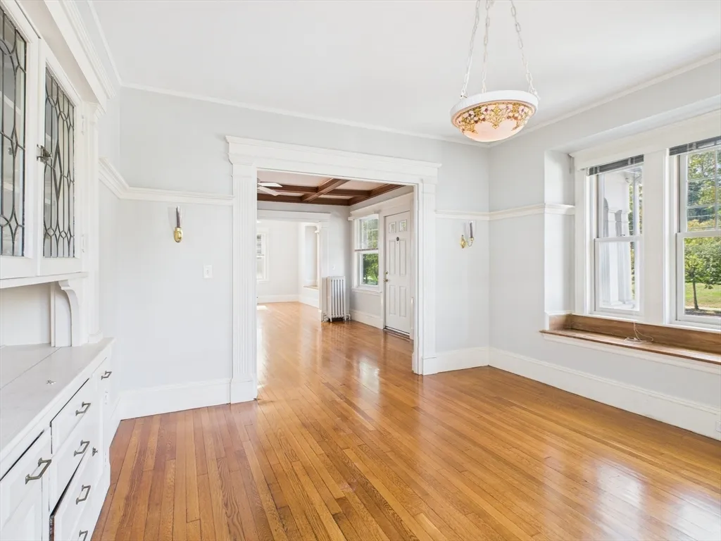 1120 Centre St, Newton Center