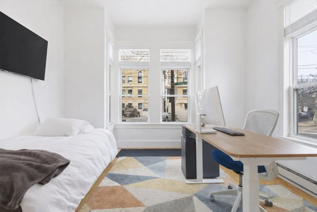 88 G St, South Boston