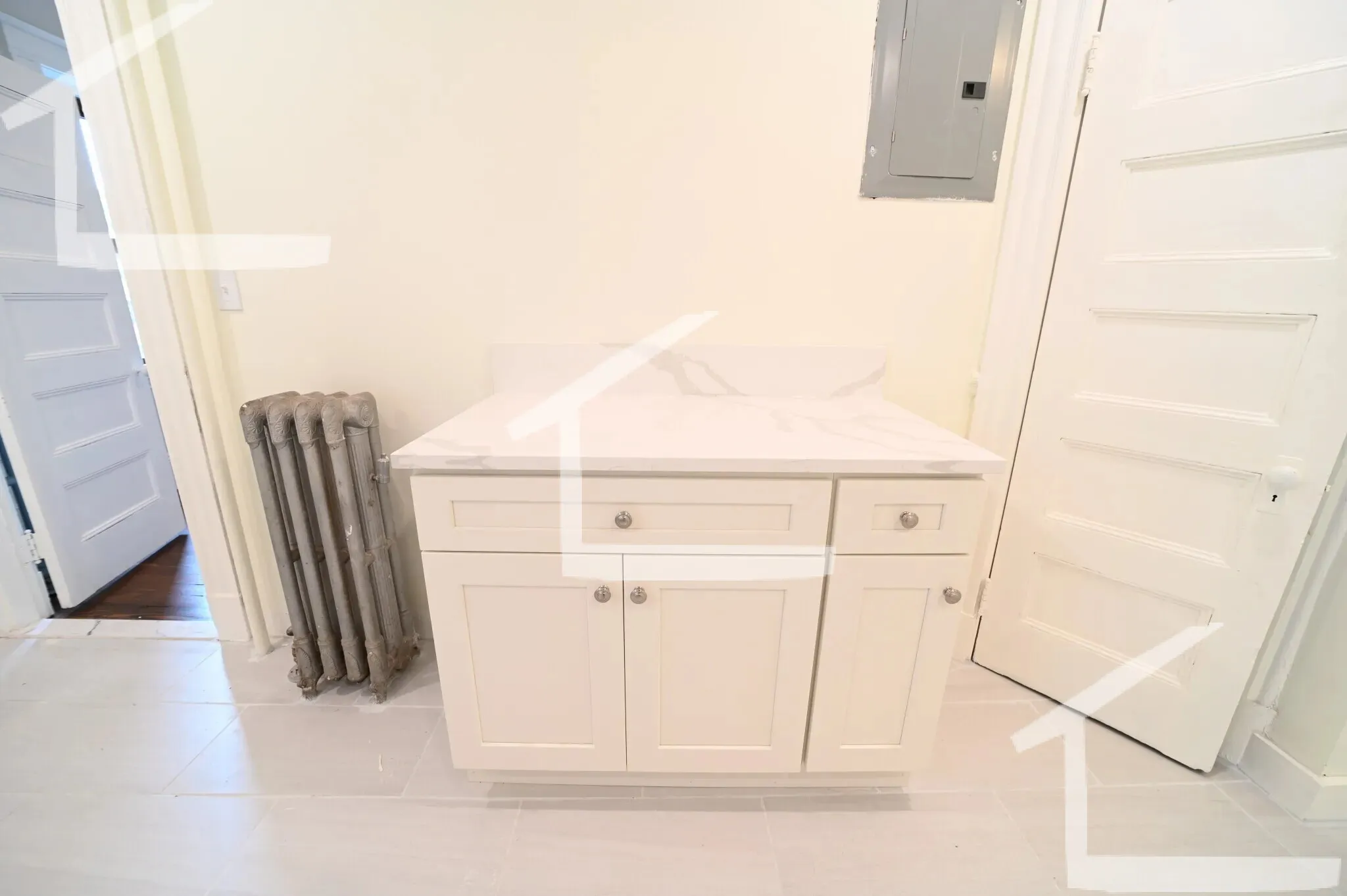 1855 Beacon St, Aspinwall Hill