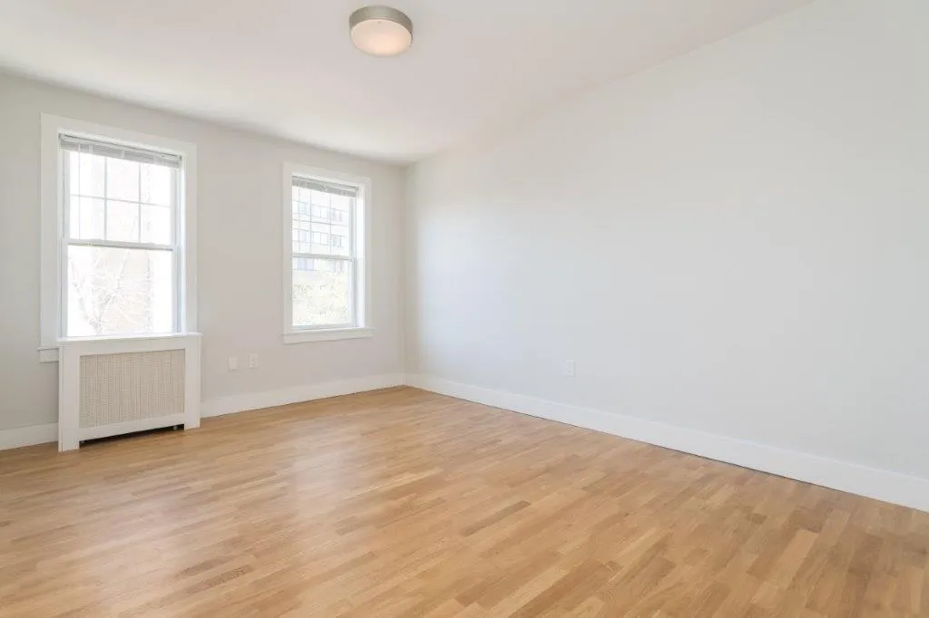 286 Chestnut Hill Ave, Brighton