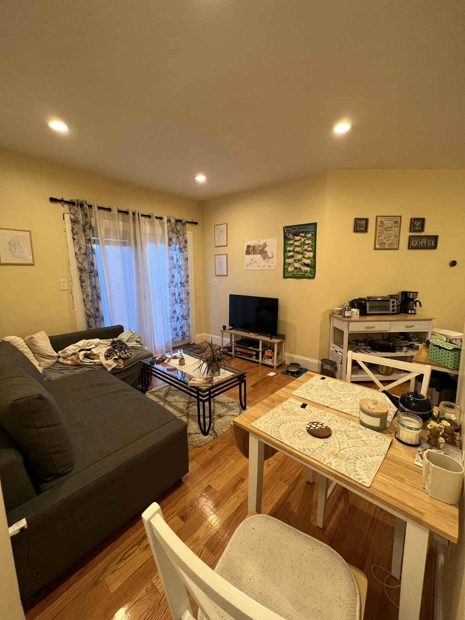 87 Morrison Ave, Powder House Square